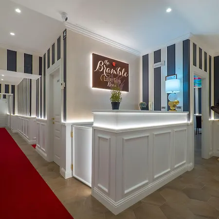 Bramble Luxury 4* روما