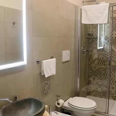 Bramble Luxury بيت ضيافة 4*
