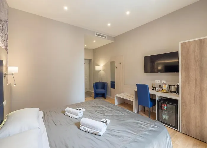 Bramble Luxury Πανσιόν *